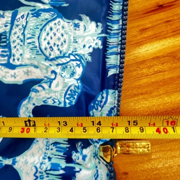 Lilly Pulitzer Chic Blue Elephant Pattern Nylon Tote Packable Travel Beach - Picture 11 of 12